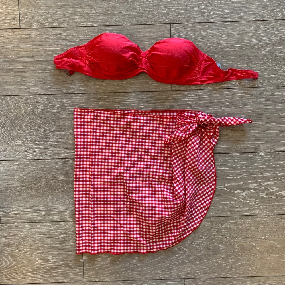 EUC! Red Bandeau Top and Cute Sarong - Picture 1 of 5